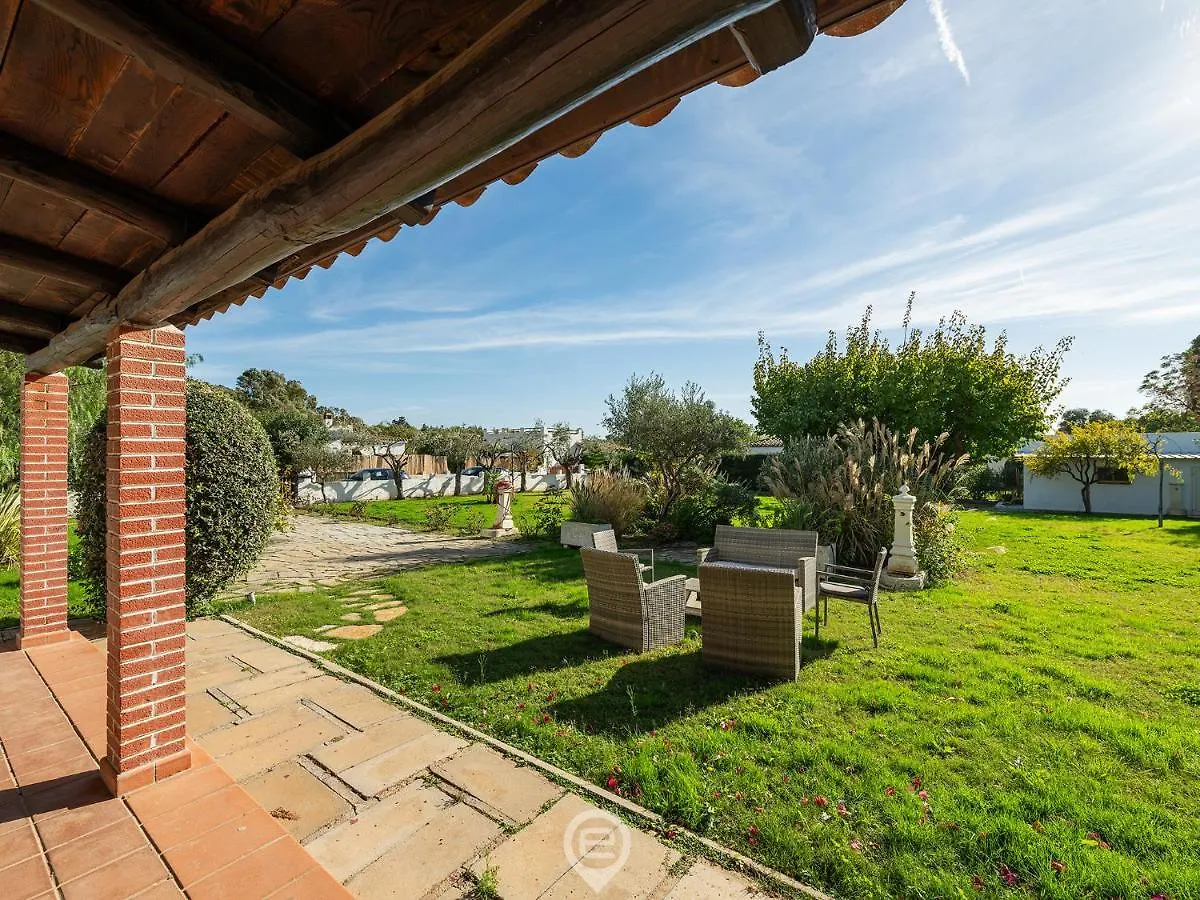 Villa Due Mari Simius 0*,  Italia